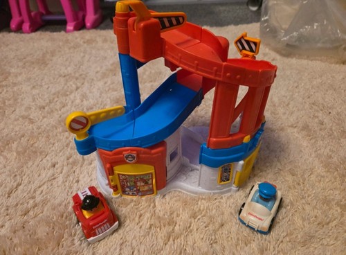 Fisher price little - fisher, people